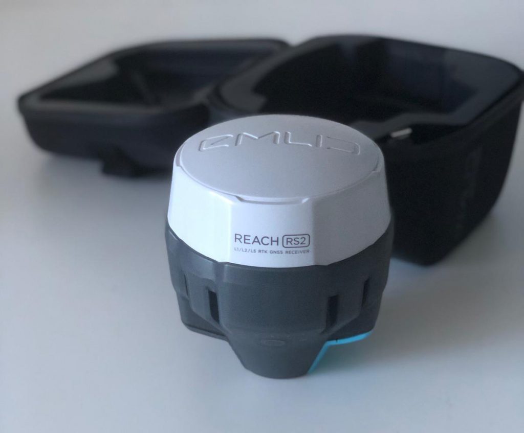 Nuovo Emlid Reach RS2 - GNSS compatto e robusto