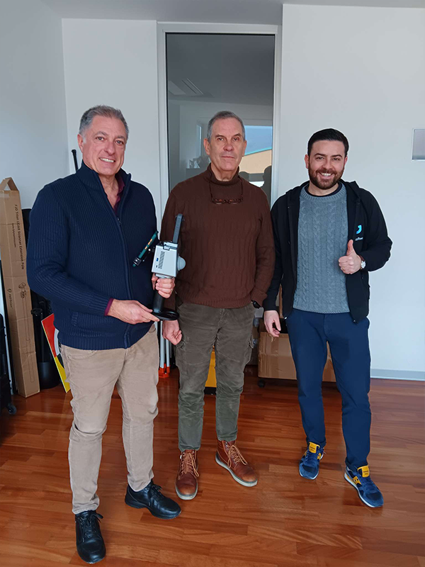 foto cliente sette strumenti topografici