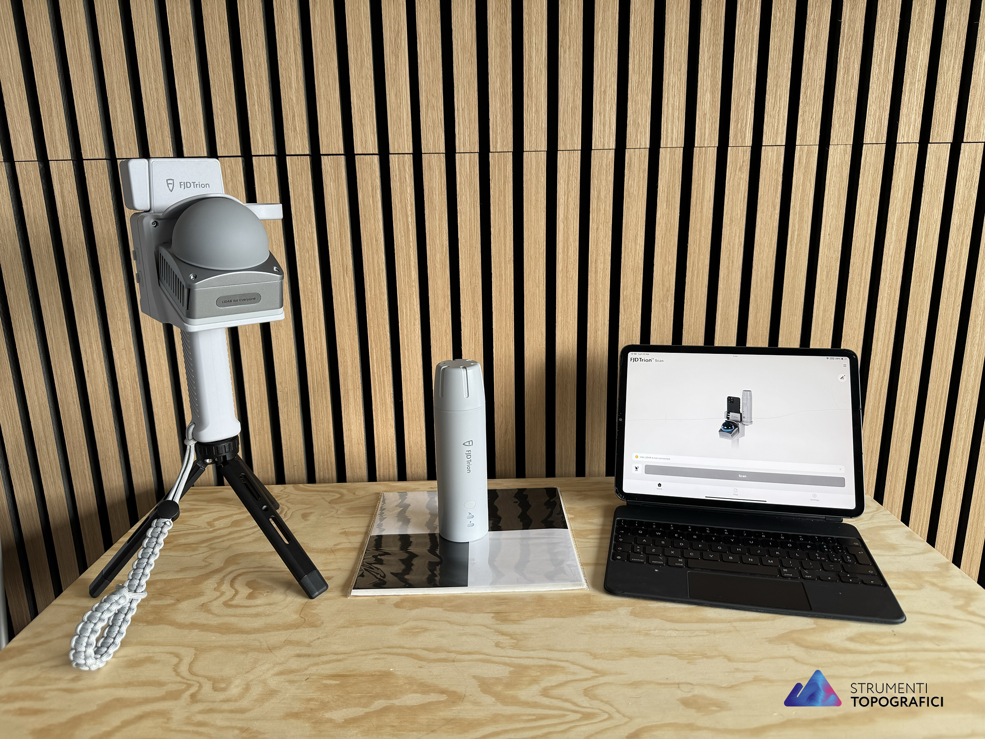 Fig. 3 - GNSS versione Pro V4E LiDAR Kit Strumenti Topografici