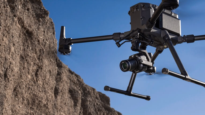 noleggio droni dji dji matrice 300 rtk con zenmuse p1 strumenti topografici