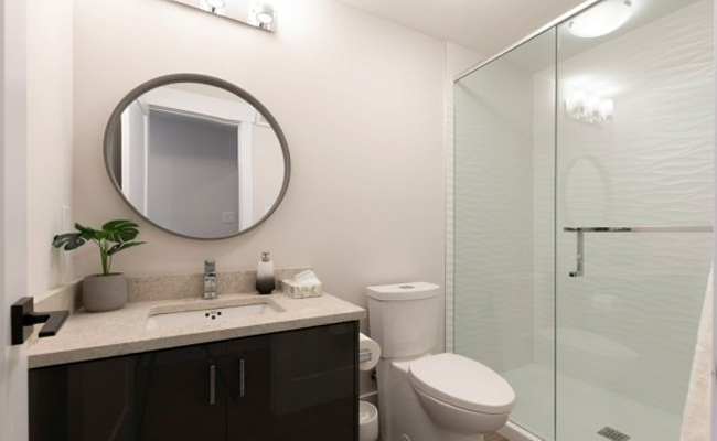 Tour 3D di un secondo bagno realizzato con laser scanner iGUIDE Planix R1